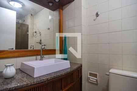 Apartamento à venda com 85m², 2 quartos e 1 vagaBanheiro Social