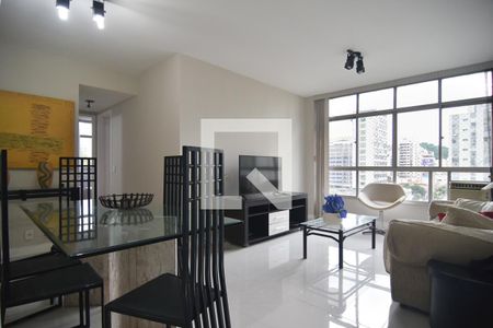 Sala de apartamento à venda com 2 quartos, 85m² em Icaraí, Niterói