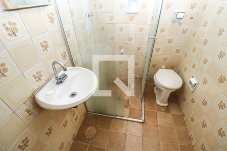 Casa para alugar com 30m², 1 quarto e sem vaga Casa para alugar com 30m², 1 quarto e sem vagaBanheiro