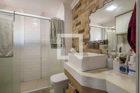 Casa à venda com 350m², 3 quartos e 3 vagasSuíte 1 Banheiro