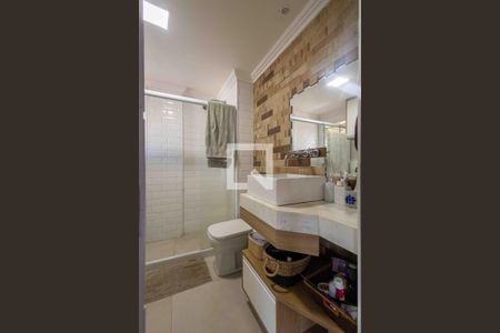 Casa à venda com 350m², 3 quartos e 3 vagasSuíte 1 Banheiro