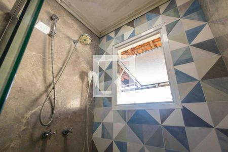 Casa à venda com 350m², 3 quartos e 3 vagasSuíte 2 Banheiro