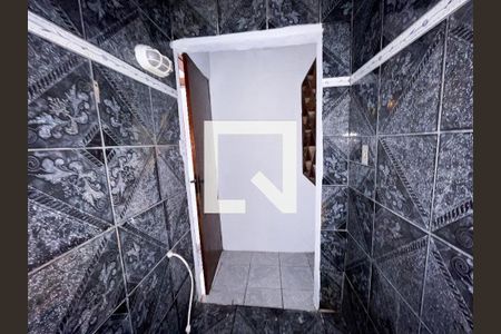 Casa à venda com 103m², 2 quartos e 1 vagaBanheiro Quarto 1