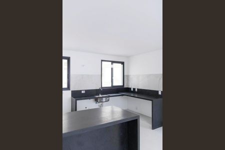 Apartamento à venda com 96m², 3 quartos e 2 vagasCozinha