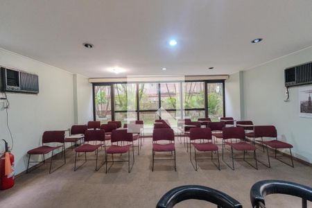 Apartamento para alugar com 30m², 1 quarto e 1 vaga Apartamento para alugar com 30m², 1 quarto e 1 vagaÁrea comum - Salão de festas