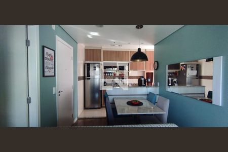 Sala de apartamento à venda com 3 quartos, 55m² em Vila Marieta, Campinas