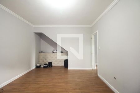 Casa à venda com 280m², 3 quartos e 3 vagasSuíte 2