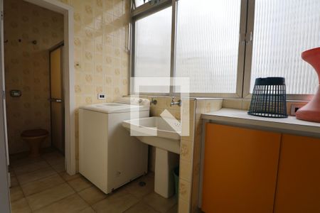 Apartamento para alugar com 126m², 2 quartos e 1 vagaÁrea de Serviço