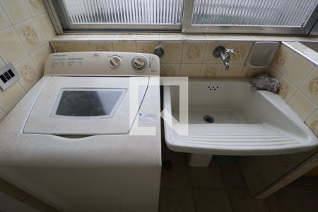 Apartamento para alugar com 126m², 2 quartos e 1 vagaÁrea de Serviço