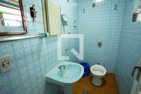 Casa à venda com 426m², 3 quartos e 1 vaga Casa à venda com 426m², 3 quartos e 1 vagaBANHEIRO