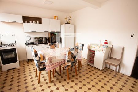 Casa à venda com 426m², 3 quartos e 1 vaga Casa à venda com 426m², 3 quartos e 1 vagaCOZINHA