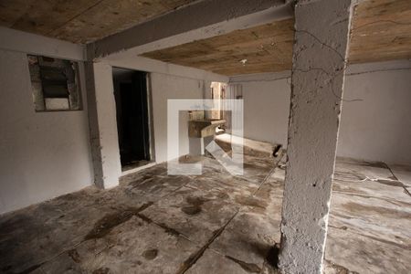 Casa à venda com 426m², 3 quartos e 1 vaga Casa à venda com 426m², 3 quartos e 1 vagaSUBSOLO