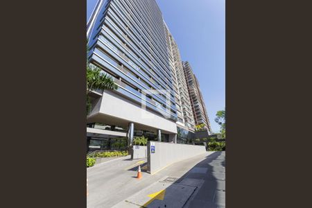 Studio à venda com 35m², 1 quarto e sem vaga Studio à venda com 35m², 1 quarto e sem vagaFachada