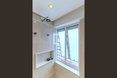 Apartamento à venda com 322m², 4 quartos e 2 vagasBanheiro da Suíte 2