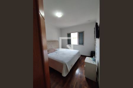 Casa à venda com 150m², 3 quartos e 4 vagas Casa à venda com 150m², 3 quartos e 4 vagasQuarto Suíte