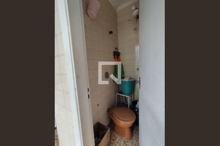 Casa à venda com 150m², 3 quartos e 4 vagas Casa à venda com 150m², 3 quartos e 4 vagasBanheiro de serviço