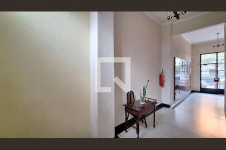 Apartamento à venda com 70m², 2 quartos e sem vagaÁrea comum