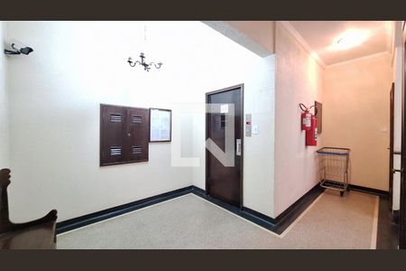 Apartamento à venda com 70m², 2 quartos e sem vagaÁrea comum