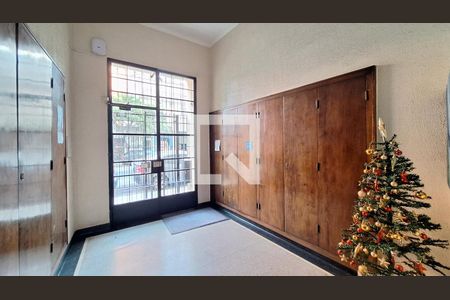 Apartamento à venda com 70m², 2 quartos e sem vagaHall