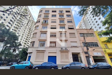 Apartamento à venda com 70m², 2 quartos e sem vagaFachada