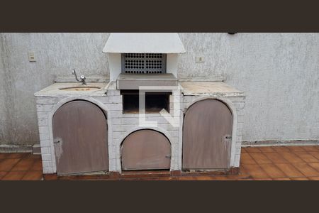 Casa à venda com 176m², 4 quartos e 4 vagasChurrasco 