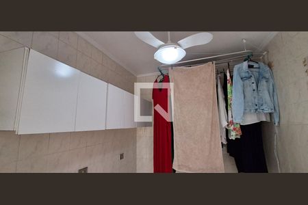 Casa à venda com 176m², 4 quartos e 4 vagasÁrea de Serviço 