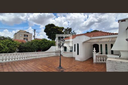 Casa à venda com 176m², 4 quartos e 4 vagasTerraço 