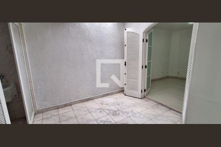 Casa à venda com 176m², 4 quartos e 4 vagasJardim de inverno 