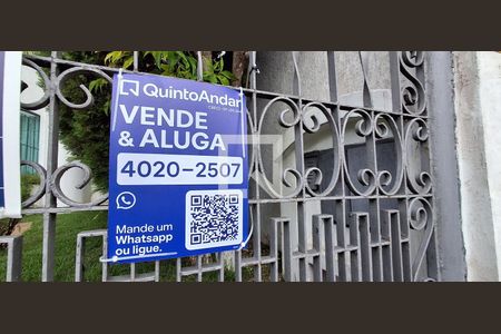 Casa à venda com 176m², 4 quartos e 4 vagasPlaquinha 