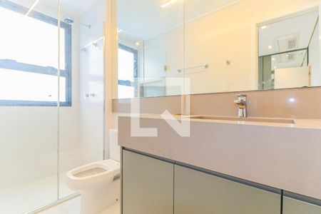 Apartamento à venda com 227m², 3 quartos e 4 vagas Apartamento à venda com 227m², 3 quartos e 4 vagasBanheiro Suíte 2