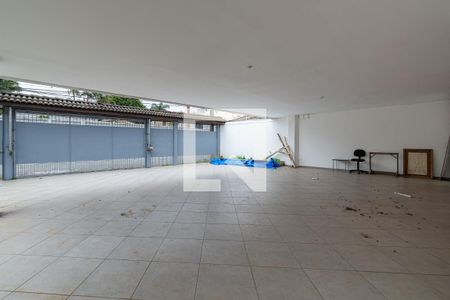 Casa à venda com 350m², 4 quartos e 4 vagasGaragem
