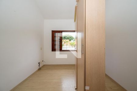 Casa à venda com 350m², 4 quartos e 4 vagasSuíte 2