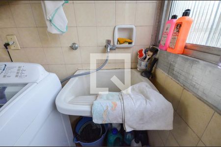 Apartamento à venda com 67m², 2 quartos e 1 vagaÁrea de Serviço