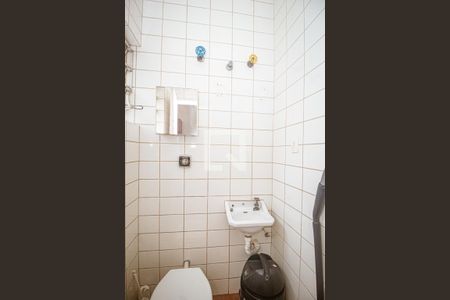 Apartamento à venda com 156m², 4 quartos e 2 vagasBanheiro de Serviço