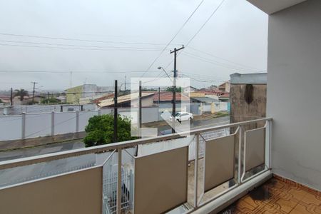 Casa para alugar com 436m², 4 quartos e sem vaga Casa para alugar com 436m², 4 quartos e sem vagaVaranda Quarto 2