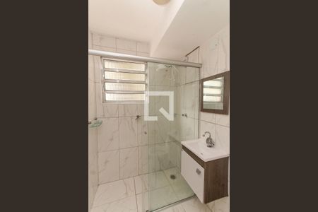 Apartamento para alugar com 60m², 2 quartos e sem vagaBanheiro