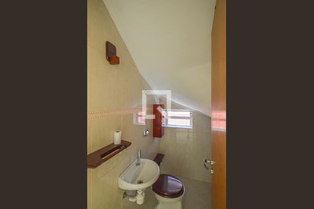 Casa à venda com 280m², 3 quartos e 2 vagasLavabo