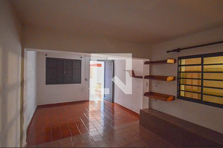 Casa à venda com 280m², 3 quartos e 2 vagasDeposito