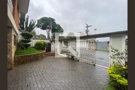 Casa à venda com 360m², 3 quartos e 5 vagasEntrada