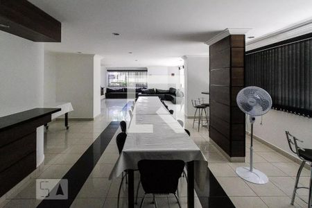 Apartamento à venda com 96m², 3 quartos e 2 vagas Apartamento à venda com 96m², 3 quartos e 2 vagasÁrea comum - Salão de festas