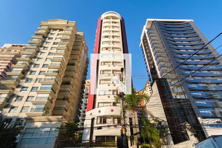 Apartamento à venda com 96m², 3 quartos e 2 vagas Apartamento à venda com 96m², 3 quartos e 2 vagasFachada