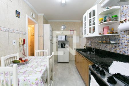 Apartamento à venda com 96m², 3 quartos e 2 vagas Apartamento à venda com 96m², 3 quartos e 2 vagasCozinha