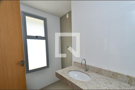 Apartamento à venda com 68m², 2 quartos e 2 vagasBanheiro suite 2