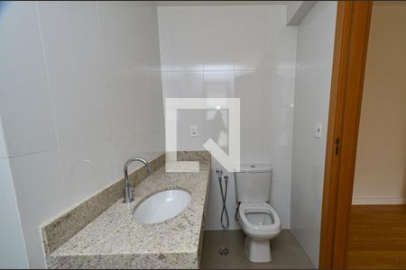 Apartamento à venda com 68m², 2 quartos e 2 vagasBanheiro suite 2