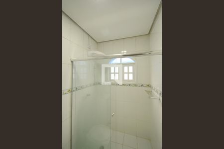 Casa à venda com 300m², 9 quartos e 3 vagasBanheiro - casa 1