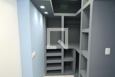 Casa à venda com 300m², 9 quartos e 3 vagasCloset da suíte - casa 05
