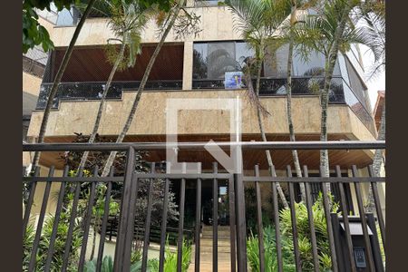 Apartamento à venda com 110m², 3 quartos e 2 vagasPlaquinha Quinto Andar