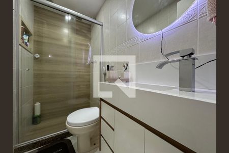 Apartamento à venda com 110m², 3 quartos e 2 vagasSuíte 1 - Banheiro