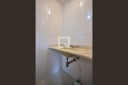 Apartamento para alugar com 70m², 3 quartos e 1 vaga Apartamento para alugar com 70m², 3 quartos e 1 vagaBanheiro Suíte