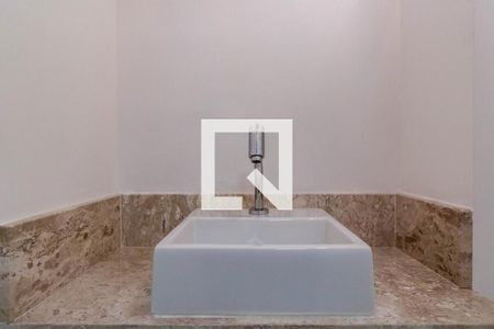 Lavabo de apartamento para alugar com 3 quartos, 138m² em Vila Andrade, São Paulo
